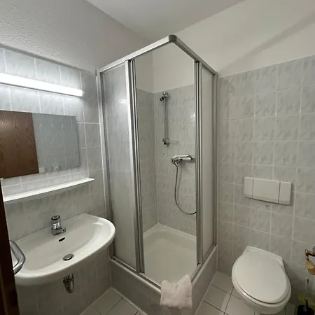 Zimmervermietung Boerdequell - Fuer Monteure Gæstehus 3*