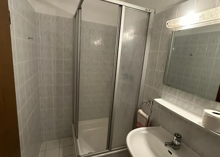 Zimmervermietung Boerdequell - Fuer Monteure Hecklingen (Salzlandkreis)